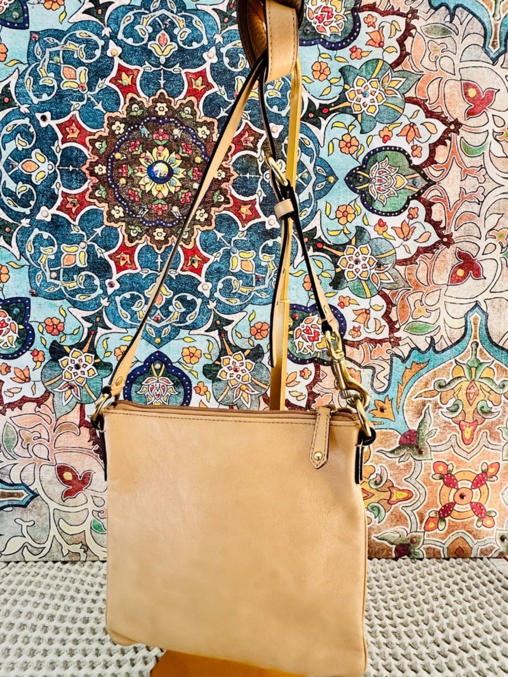 Coach Madison Leather Swingpack Crossbody Bag - Light Tan - Picture 3 of 6